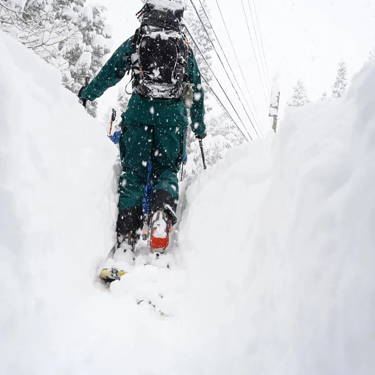 Женские брюки для скитуринга PowSlayer Pant Patagonia, черный — фото 3