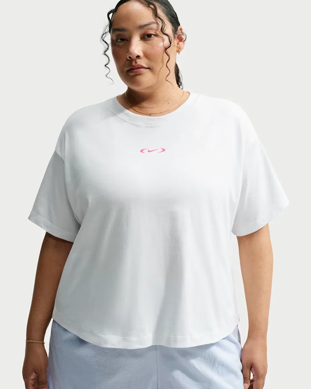 Женская свободная футболка (большие размеры) Nike Sportswear Classic, Summit White