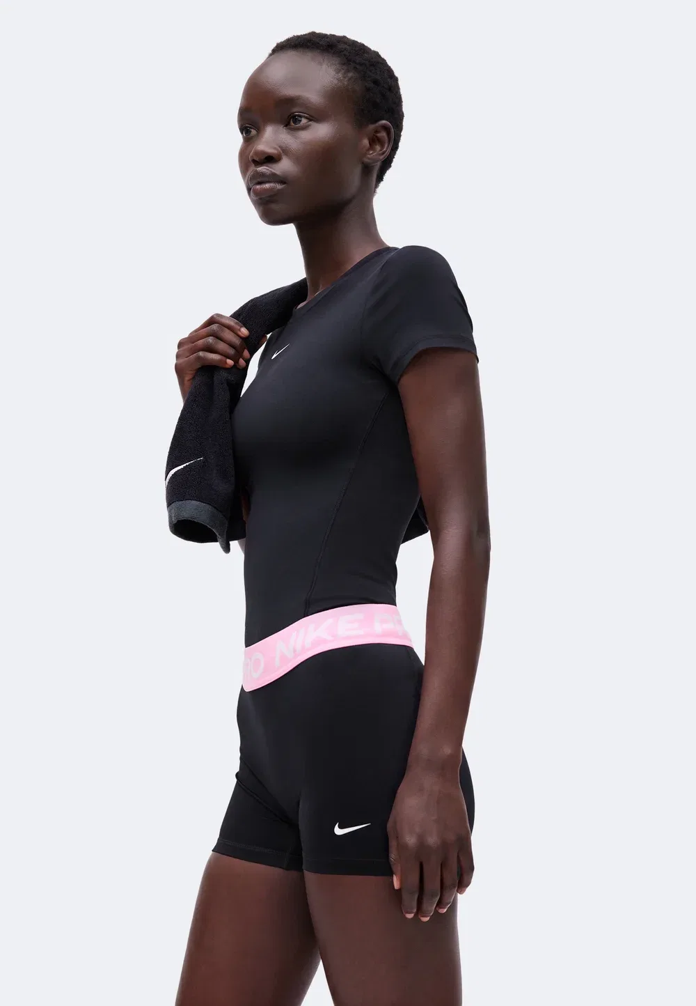 365 коротких леггинсов Nike Performance, Black/Pink Rise/White — фото 4