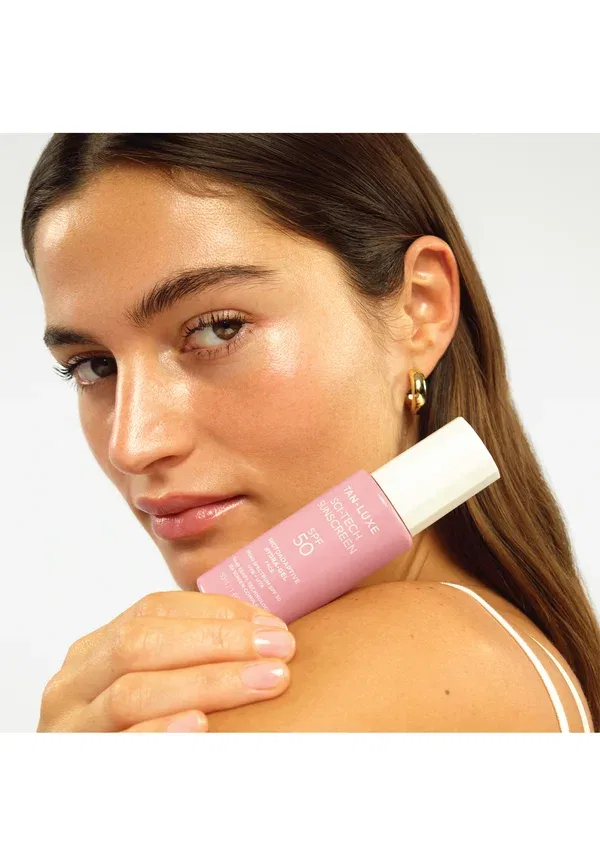 Гель для лица с SPF 50 Hydra face gel spf 50 Tan-luxe 50 мл — фото 4