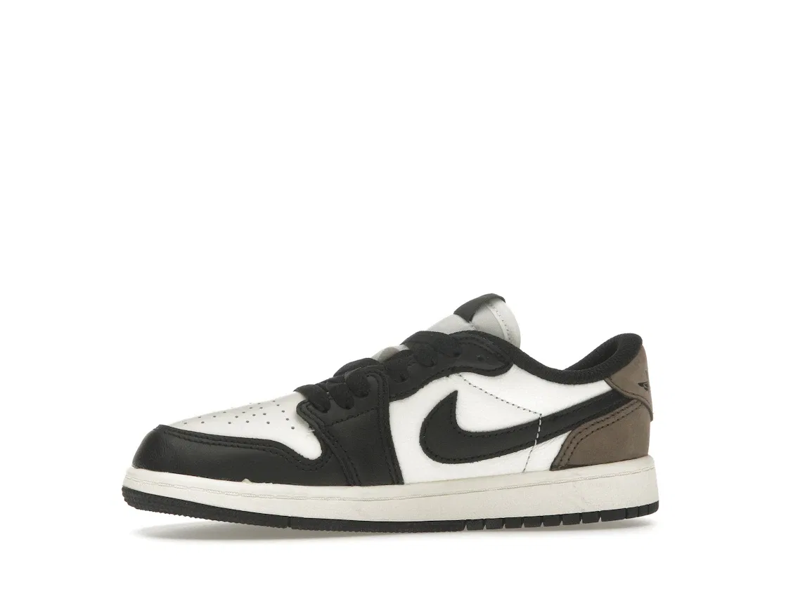 Детские кроссовки для мальчиков с модельным дизайном Jordan 1 Retro Low OG Mocha (PS) Jordan, White/Black-Dark Mocha — фото 3