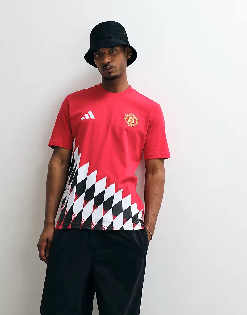 Футболка Adidas Football Manchester United 26/27 Stadium с красным принтом