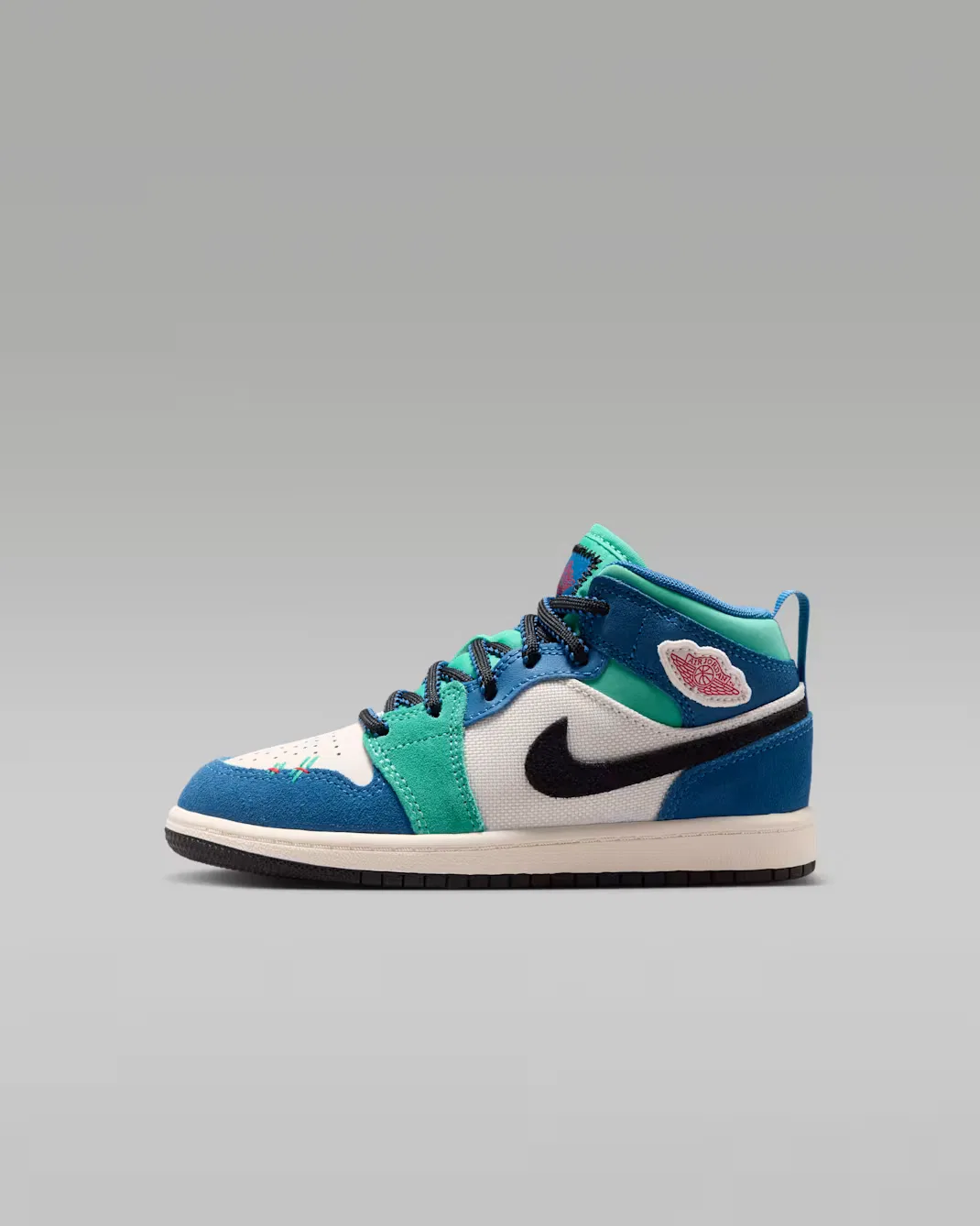 Детские кроссовки Jordan 1 Mid SE, Chalk/True Blue/Kinetic Green/University Red