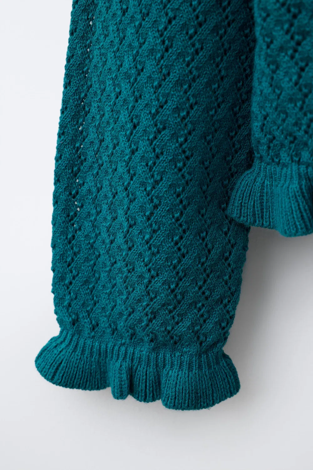Кардиган из хлопка и льна с оборками и вышивкой. ZARA, Duck green — фото 4