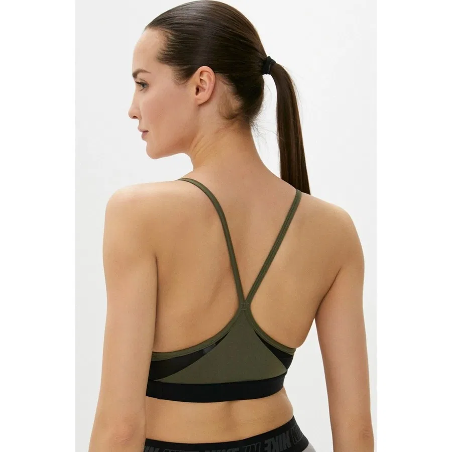 Спортивный бюстгальтер с V-образным вырезом, быстросохнущий, Nike Dri-Fit Indy V Neck Light Support, Хаки — фото 2