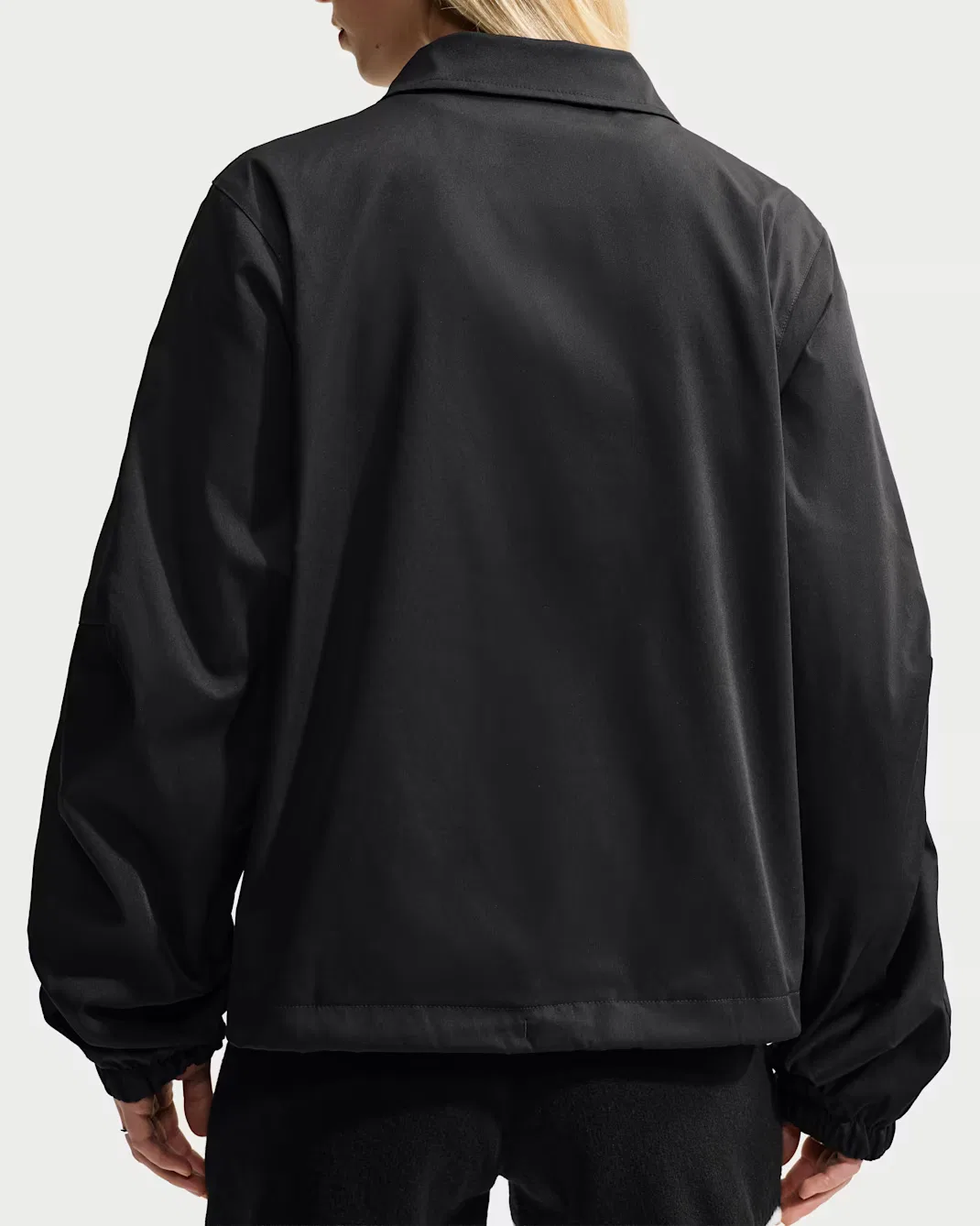 Женская свободная куртка-бомбер Nike Sportswear, Black/Sail — фото 2