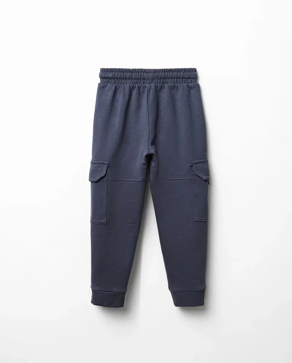 Детские спортивные штаны карго с моделью Pantalón jogger cargo 430 Azul oscuro Sfera, Dark Blue — фото 4