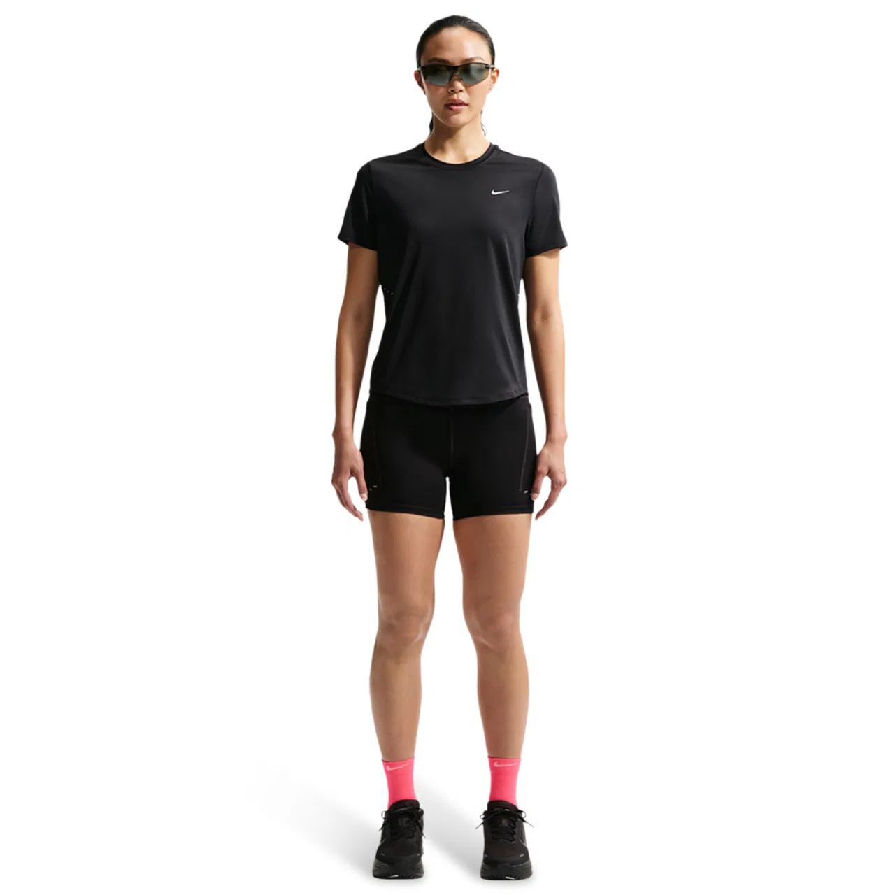 Женская футболка с коротким рукавом, из полиэстера, Nike Swift Dri-FIT, Black/Reflective Silv — фото 4