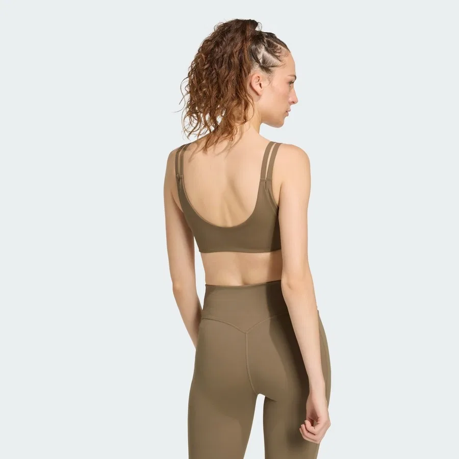 Спортивный бюстгальтер с регулируемыми бретелями Optime Workout Twist Reversible Light Support Bra adidas, Хаки — фото 2