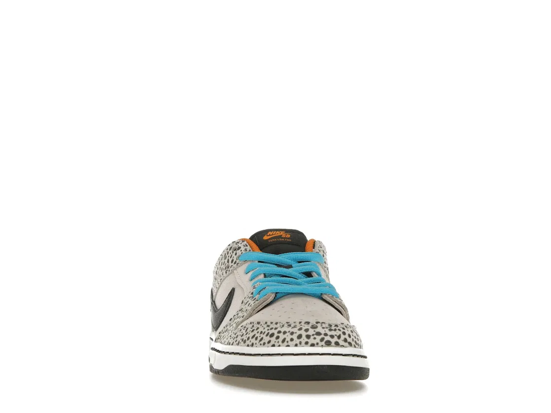 Детские кроссовки с принтом Nike SB Dunk Low Nike, Phantom/Black/Monarch/Summit White/Chlorine Blue — фото 2