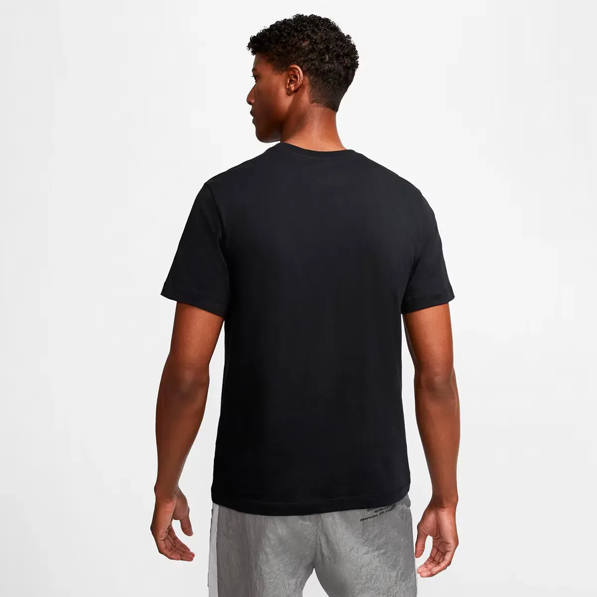 Мужская футболка хлопковая Nike, Negro — фото 2