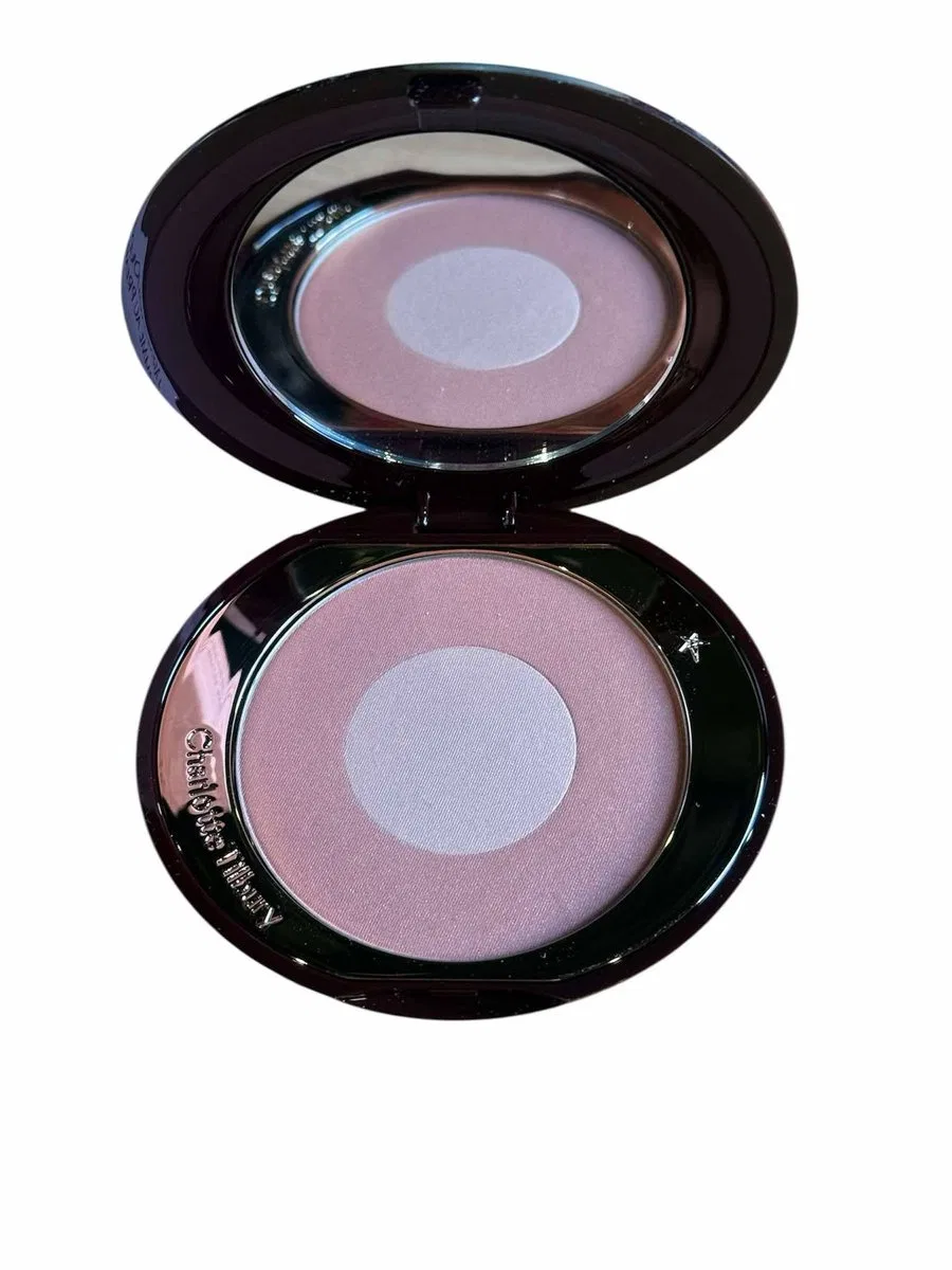 Румяна и бронзер Pillow Talk Cheek to Chic Charlotte Tilbury — фото 2