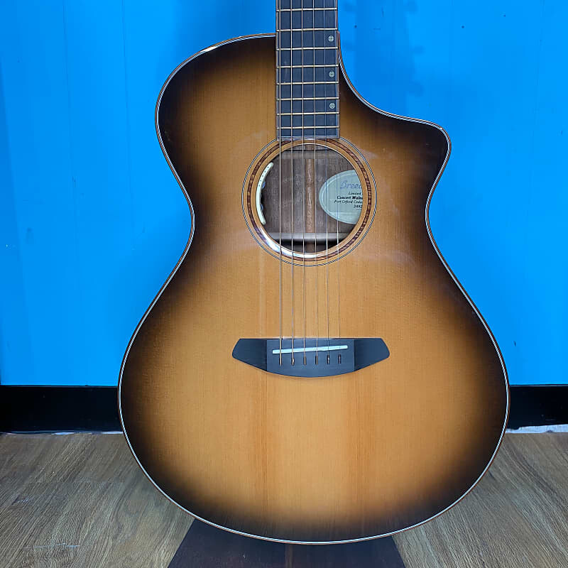 

Breedlove Limited Edition Walnut/Port Orford Cedar Concert Acoustic Electric 2020 Walnut Burst