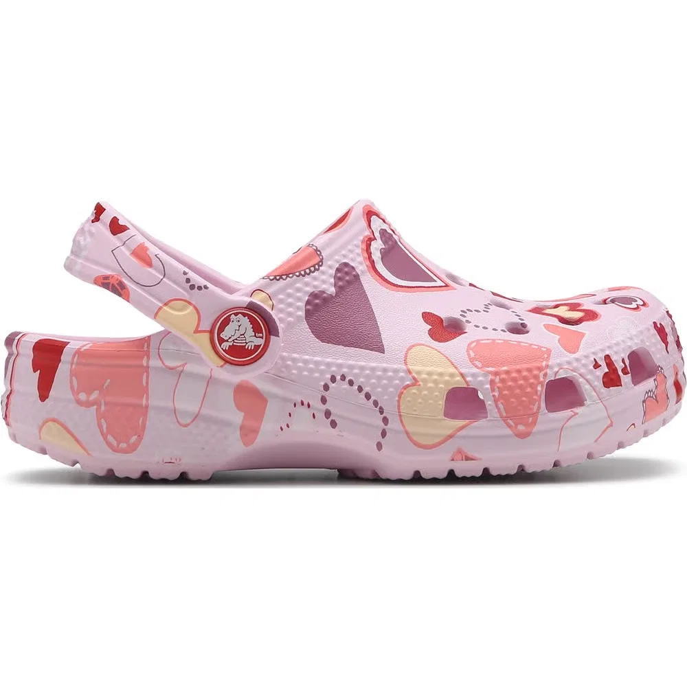 Детские классические сабо с графическим рисунком Crocs, Pink Heart Multi — фото 2