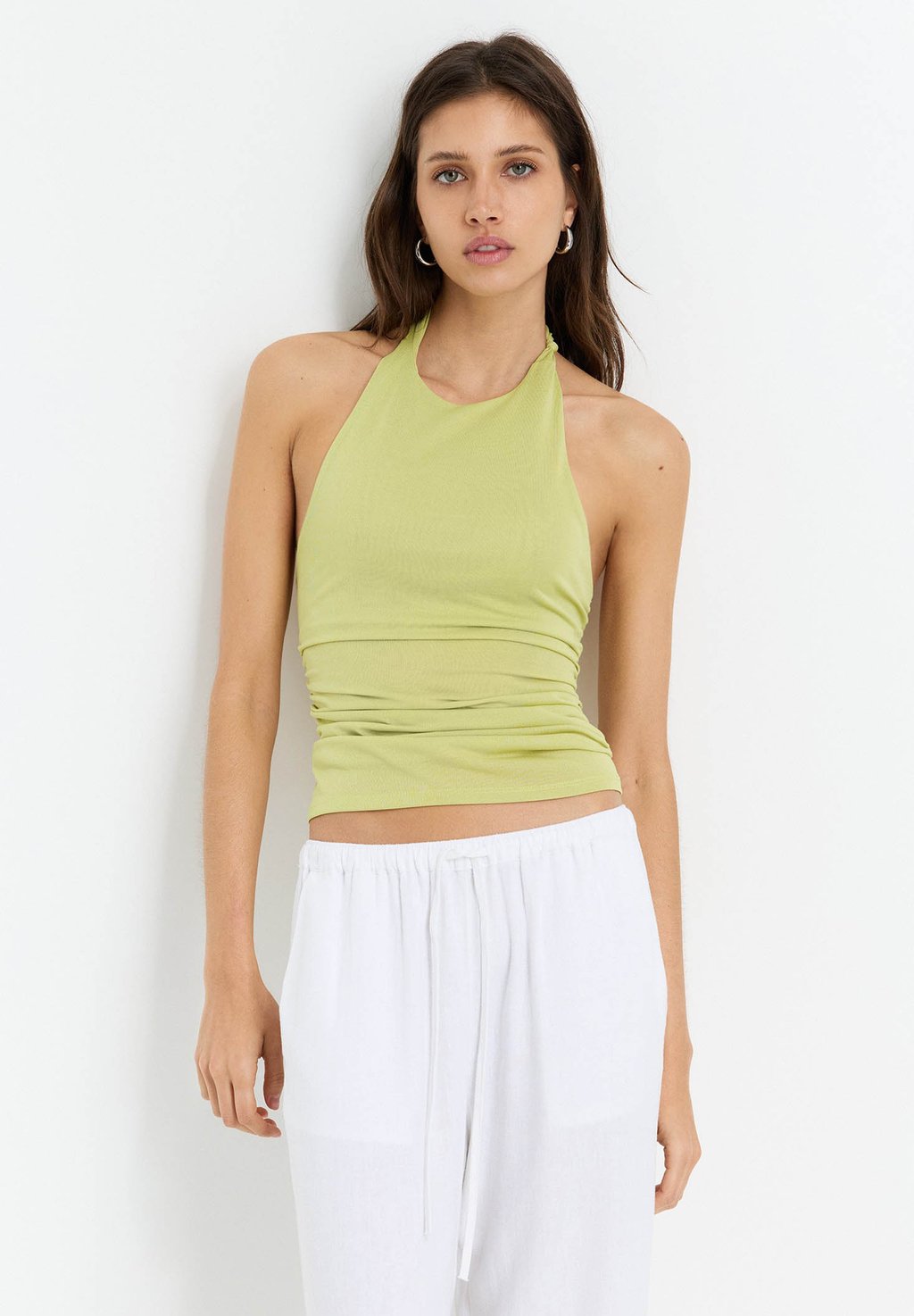 

Топ DRAPED HALTER PULL&BEAR, зеленый