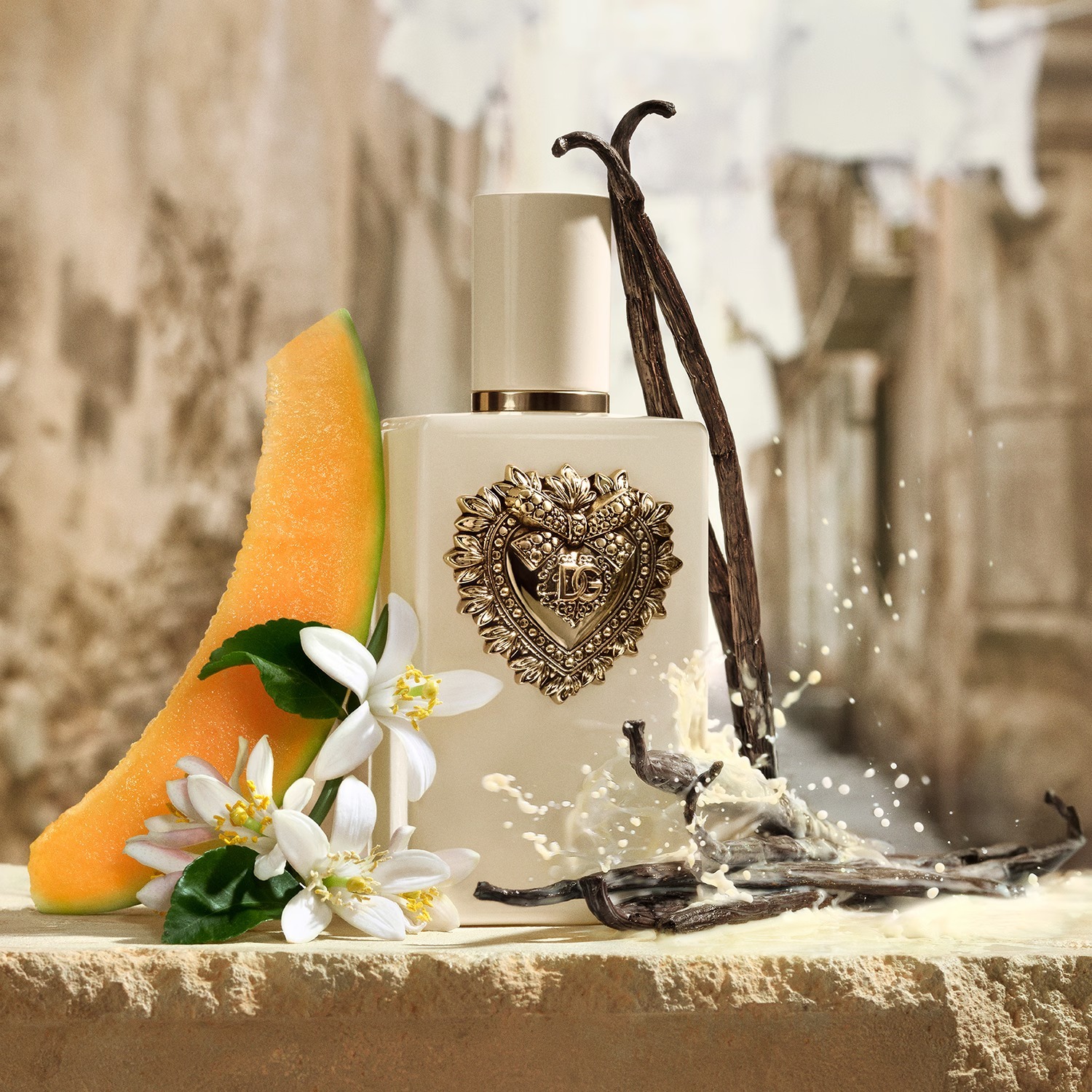 Парфюмерная вода Dolce & Gabbana Your Devotion Intense — фото 2