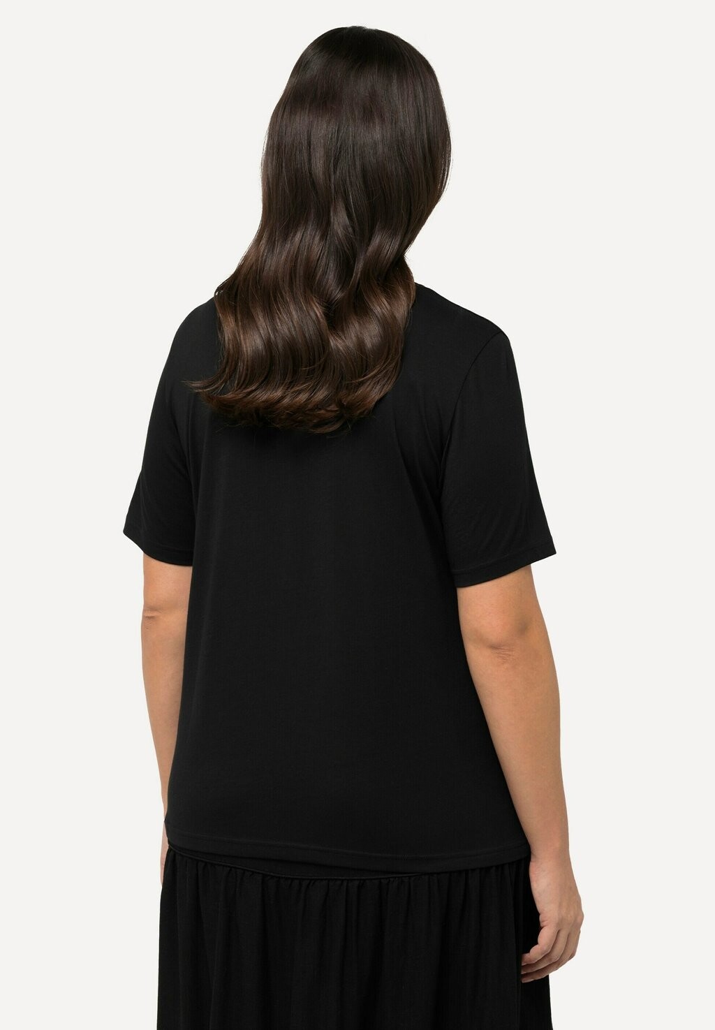 

Базовая футболка SHORT SLEEVE SCOOP NECK Ulla Popken, черный