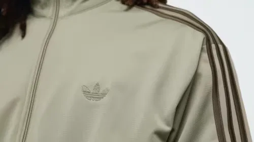 Мужская спортивная куртка свободного кроя Firebird Adidas Originals, Silver Pebble — фото 2