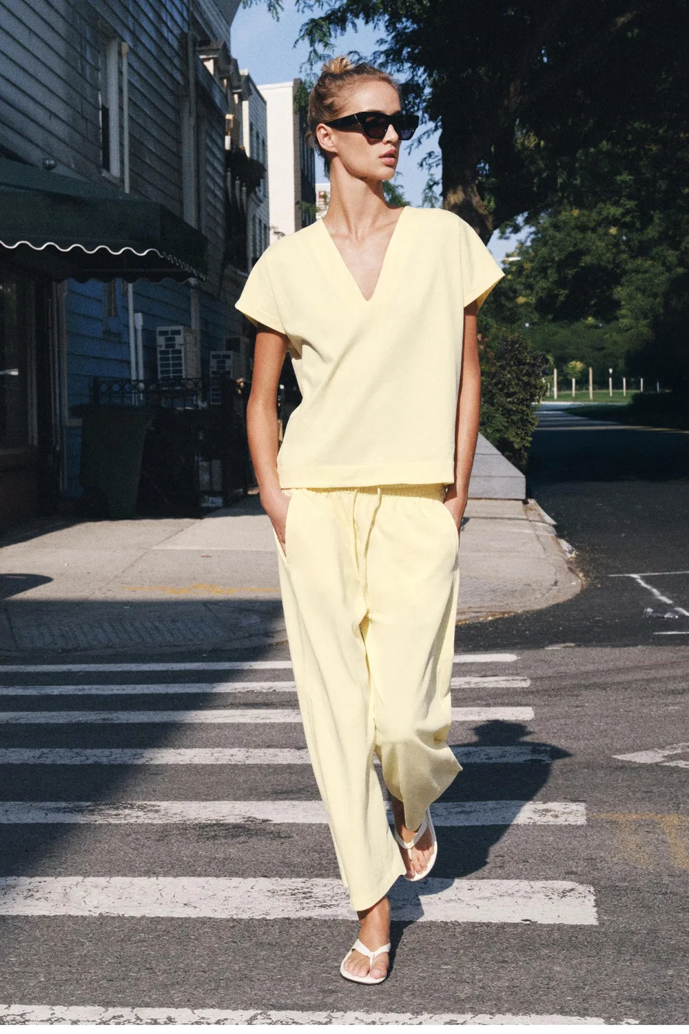 Футболка с V-образным вырезом ZARA, Yellow — фото 3