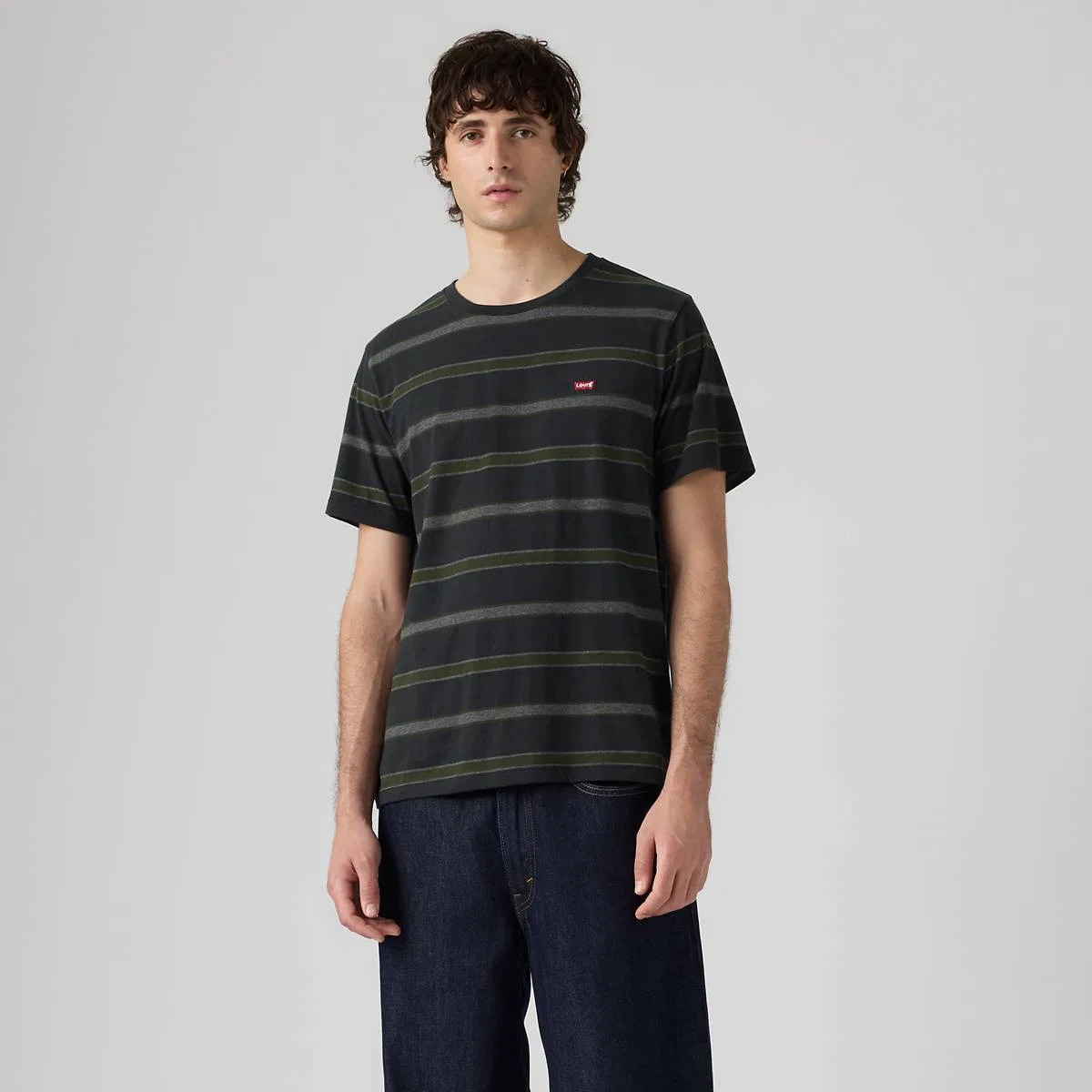 Классическая фирменная футболка Levi's, Nik Stripe Jet Black - Black — фото 3
