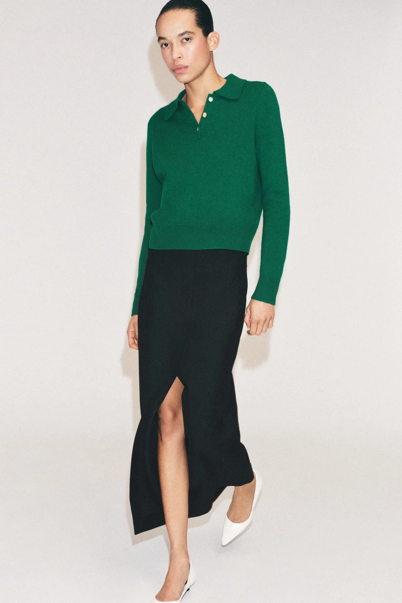 Джемпер Zara из шерсти с воротом поло, зеленый