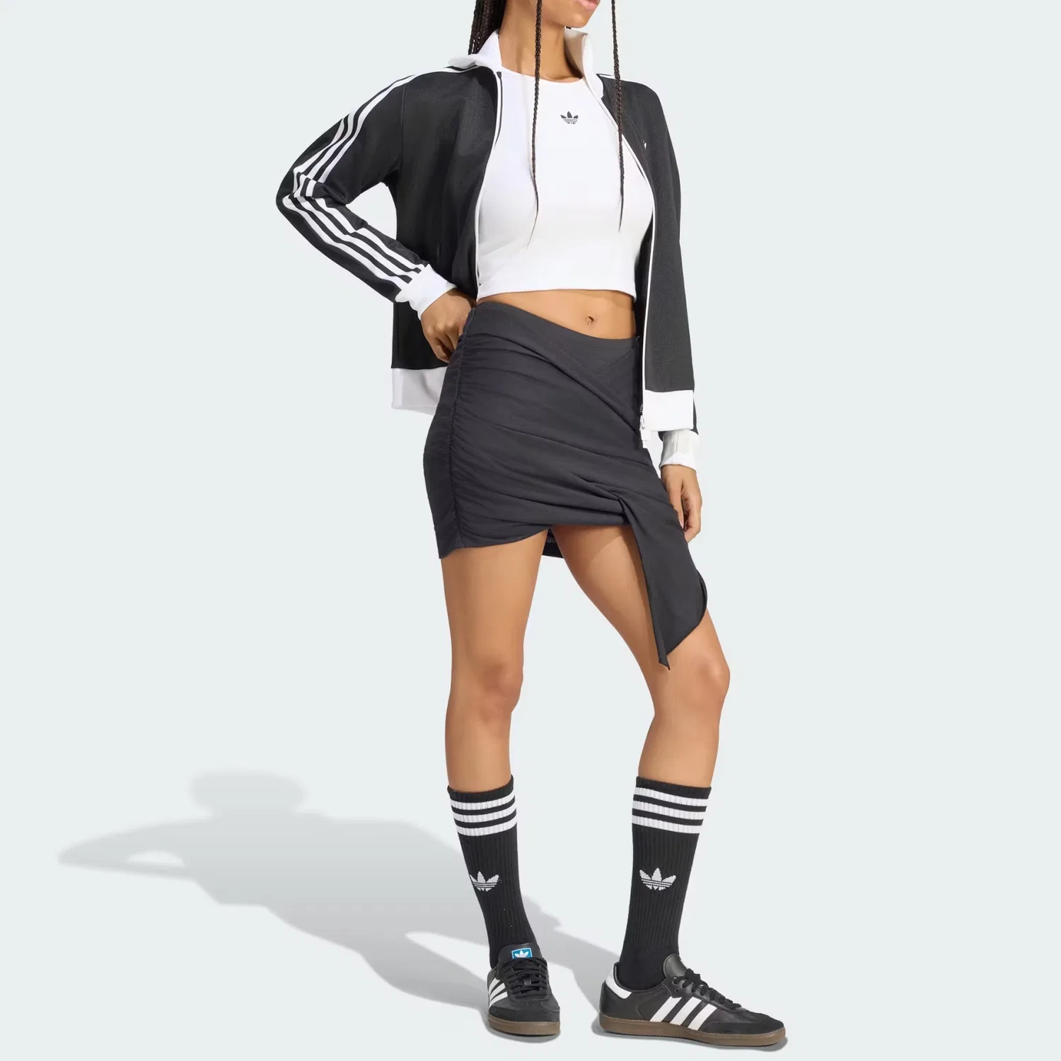 Женская короткая юбка Adidas Originals X Jennie, Black — фото 3