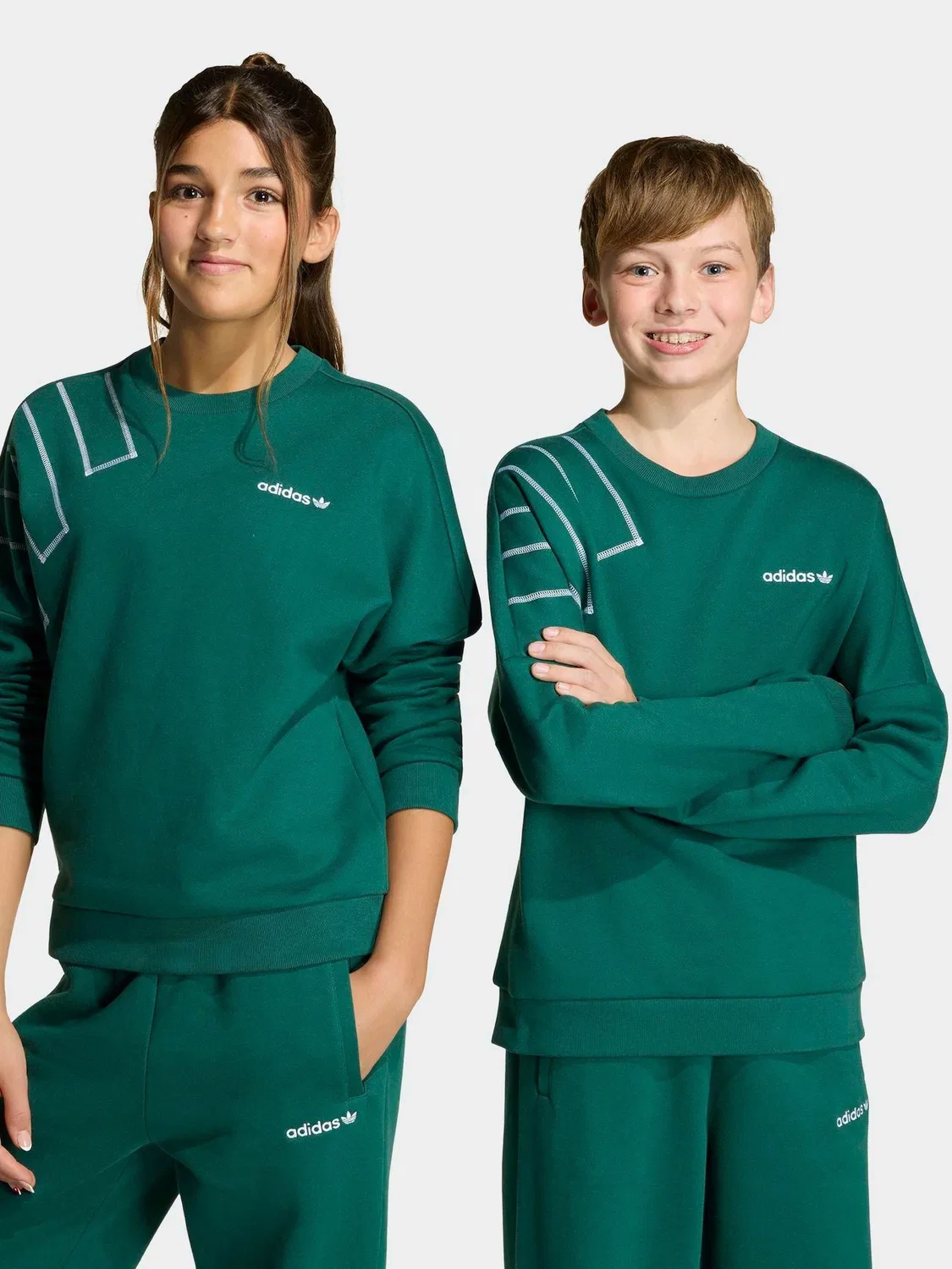 Свитшот оверсайз с блокированным логотипом adidas Originals, зеленый — фото 3