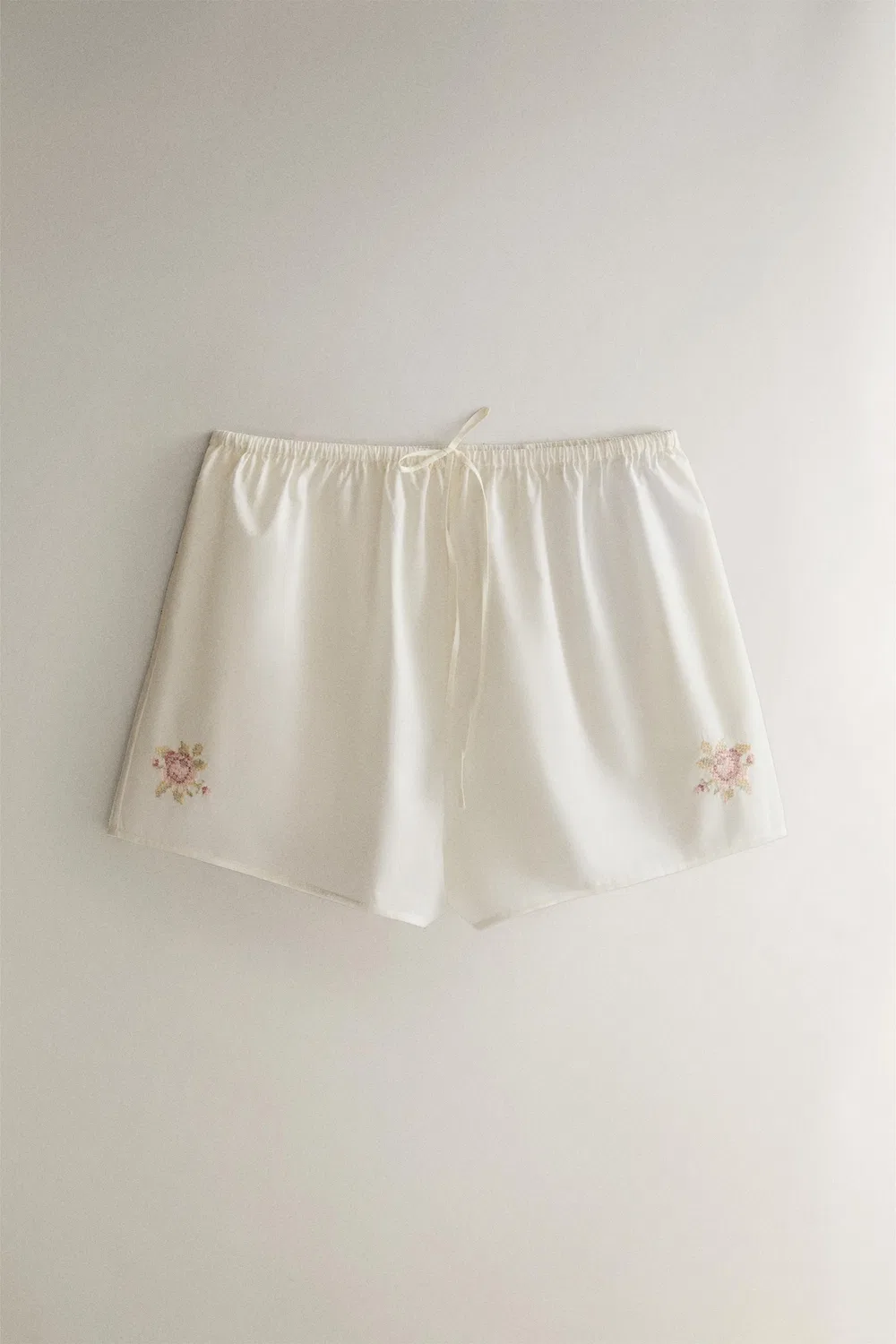 Шорты с цветочной вышивкой ZARA, Oyster-white