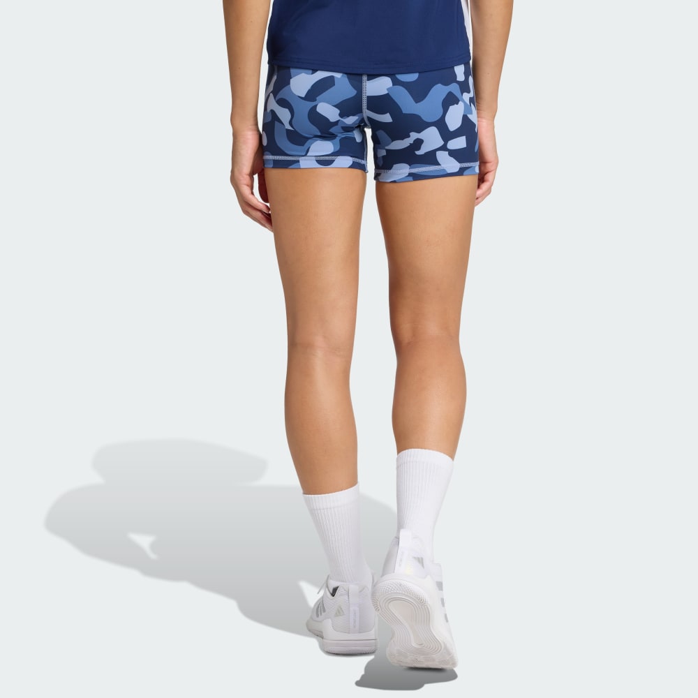 Спортивные шорты-леггинсы Adidas Camo Print Volleyball Shorts, цвет Chalk Blue/Crew Blue/Team Navy — фото 2