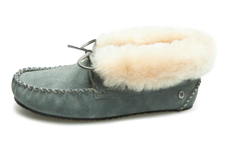 Зимние ботинки женские оливково-зеленый Minnetonka
