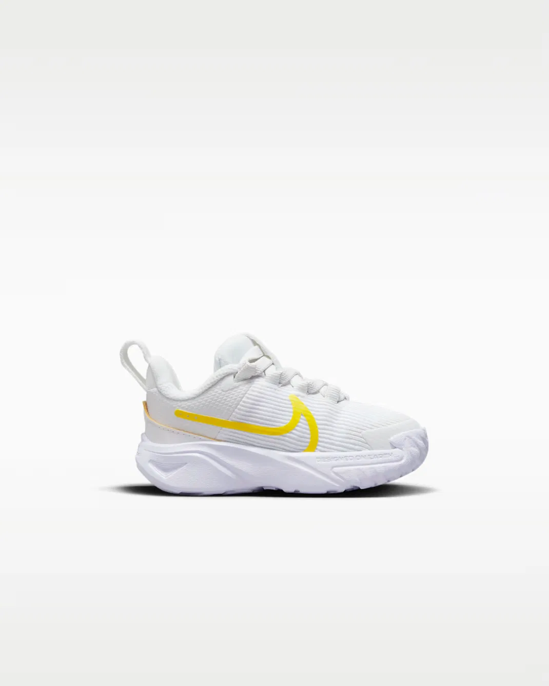 Детская/подростковая обувь Nike Star Runner 4, Summit White/Vivid Sulfur/White/Opti Yellow — фото 3