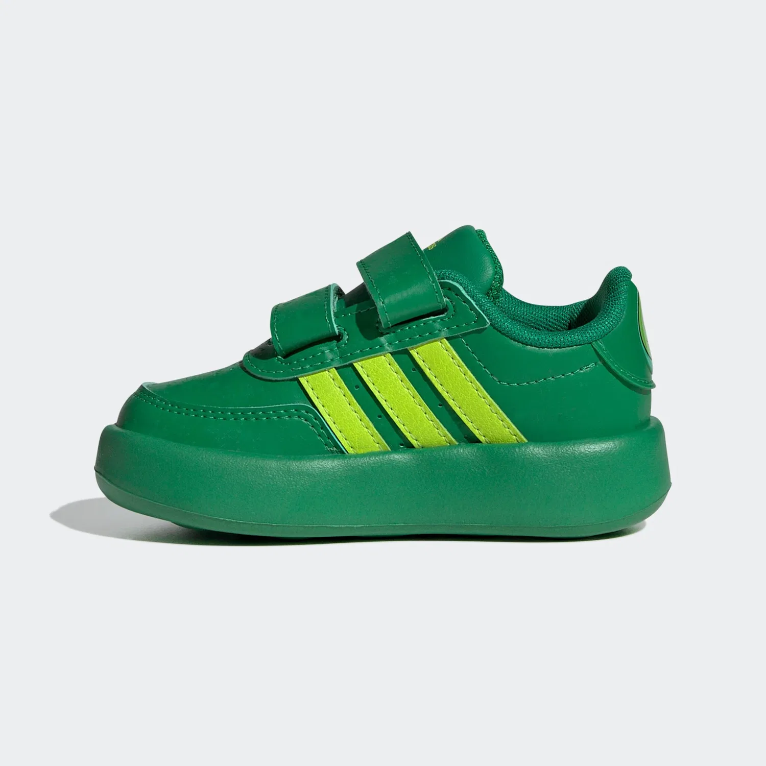 Детские кроссовки на липучке с Микки Маусом Adidas Sportswear, Green/Solar Slime/Core Black — фото 3