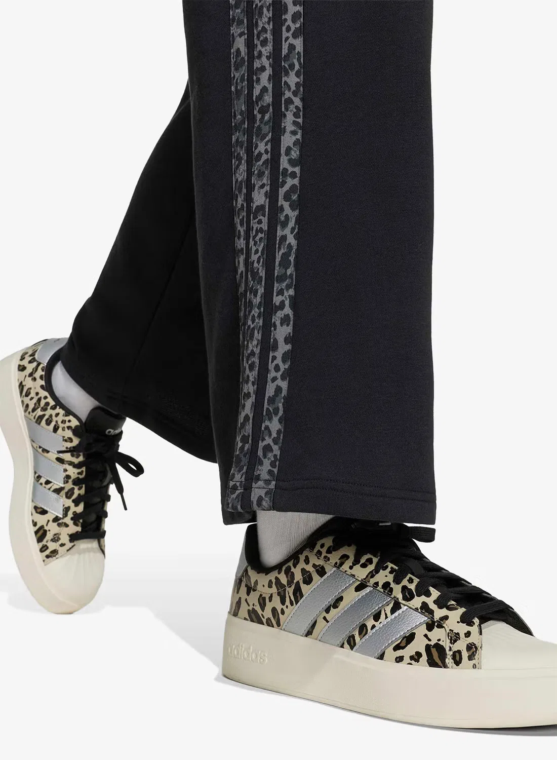 Спортивные штаны с принтом животного 3-stripes Adidas, черный — фото 4