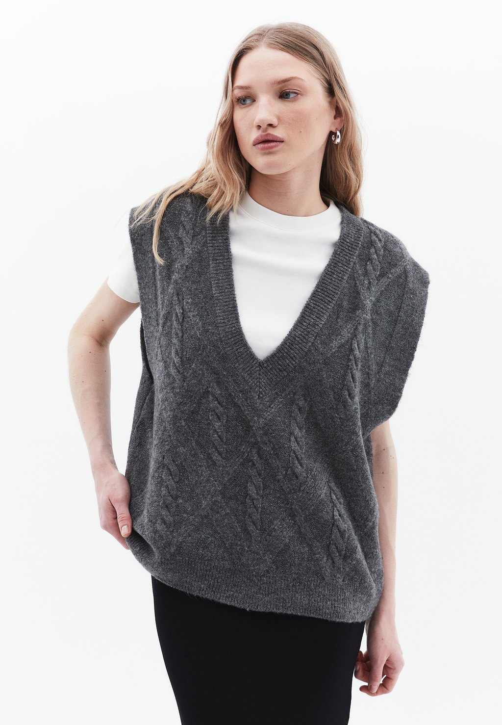 

Топ WITH BRAIDED PATTERN OXXO, темно-серый