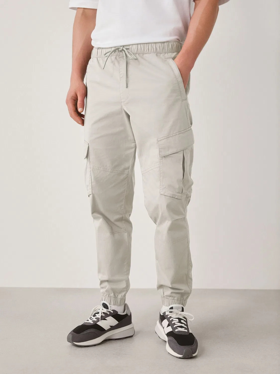 Брюки карго Regular Tapered Fit Next, Bone — фото 4