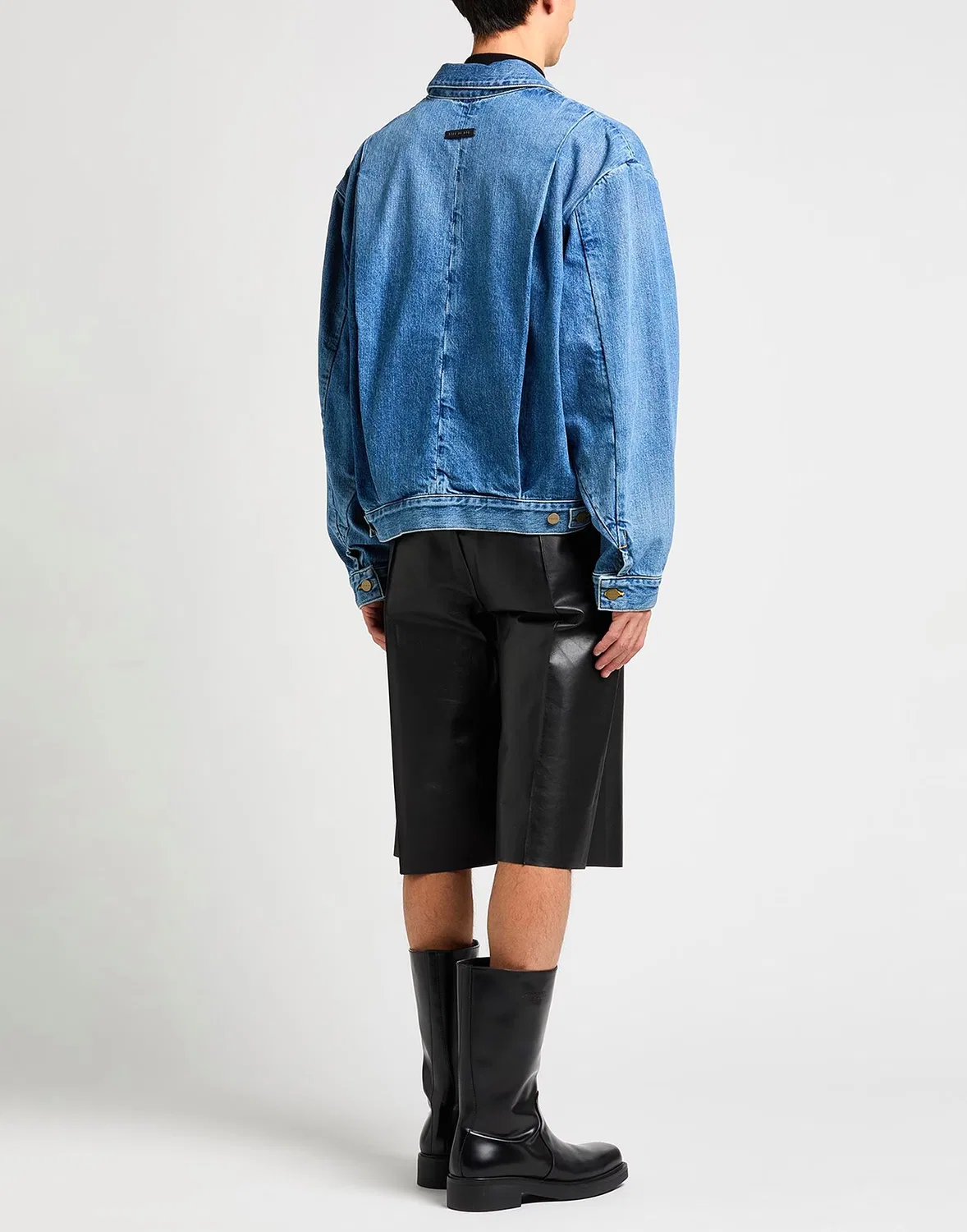 Мужская джинсовая куртка-бомбер однотонная Fear Of God, синий — фото 3