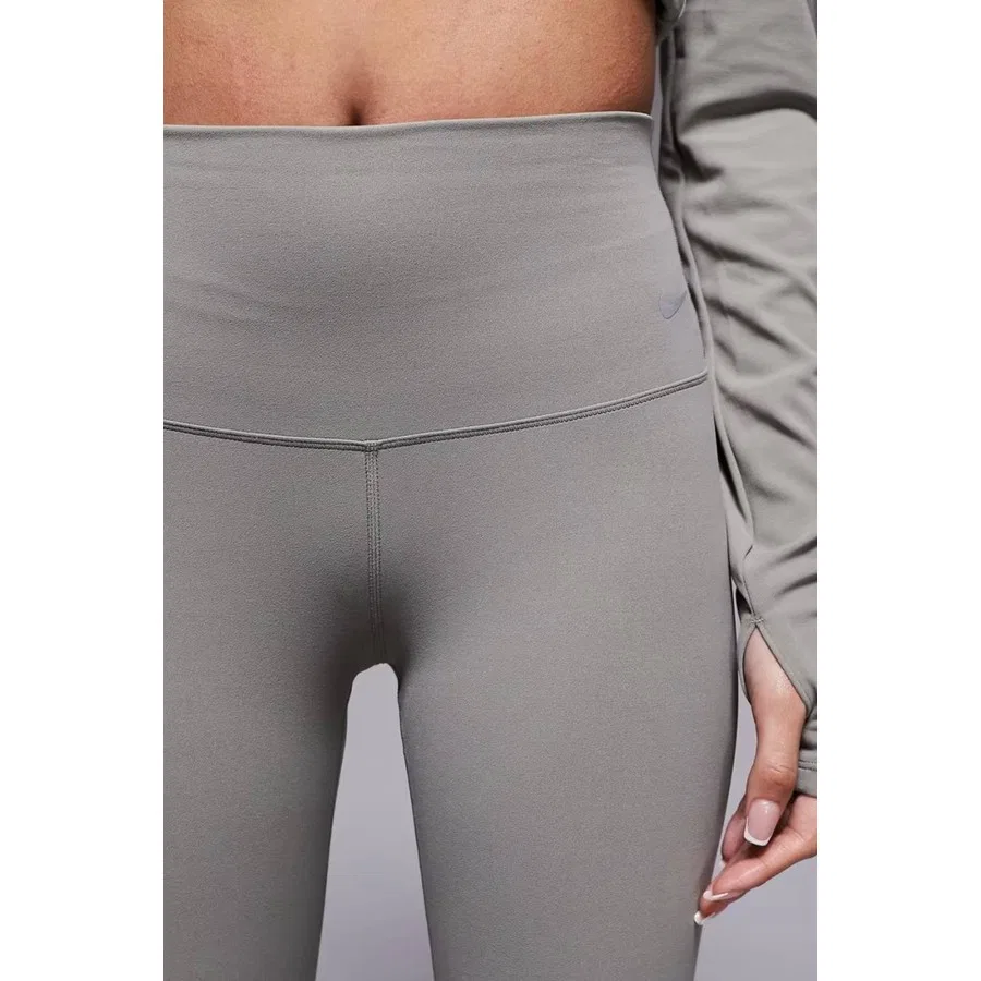 Леггинсы спортивные с высоким поясом и карманом Nike Dri Fit Zenvy Gentle Support High Waisted 7/8 Leggings, Светло-зеленый — фото 4