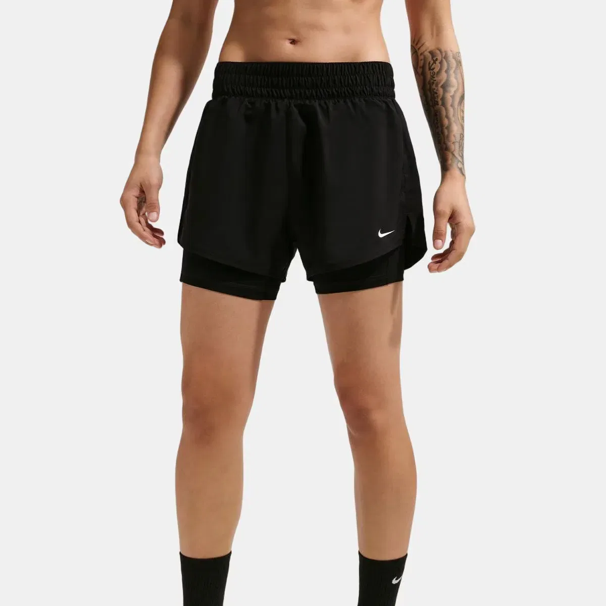 Женские шорты с высокой талией Nike One DF HR 3In 2N1 Short, Negro