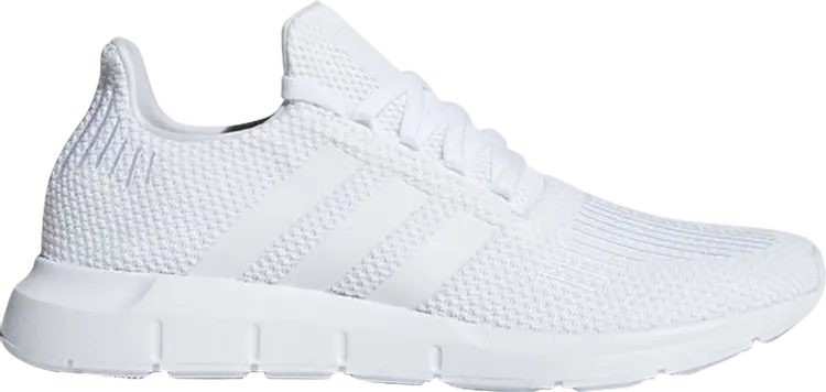 

Кроссовки Adidas Swift Run, белый