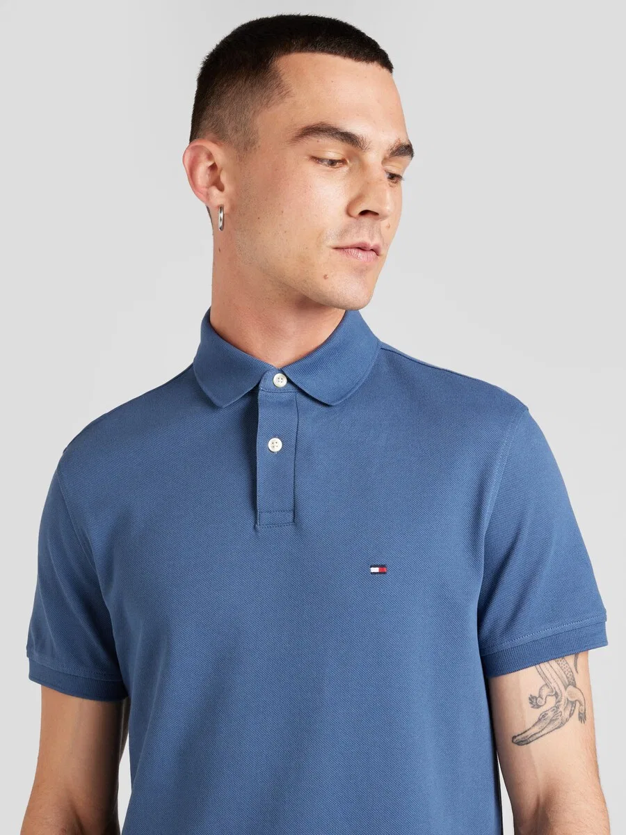 Рубашка TOMMY HILFIGER 'CORE 1985 REGULAR POLO' синего цвета — фото 2