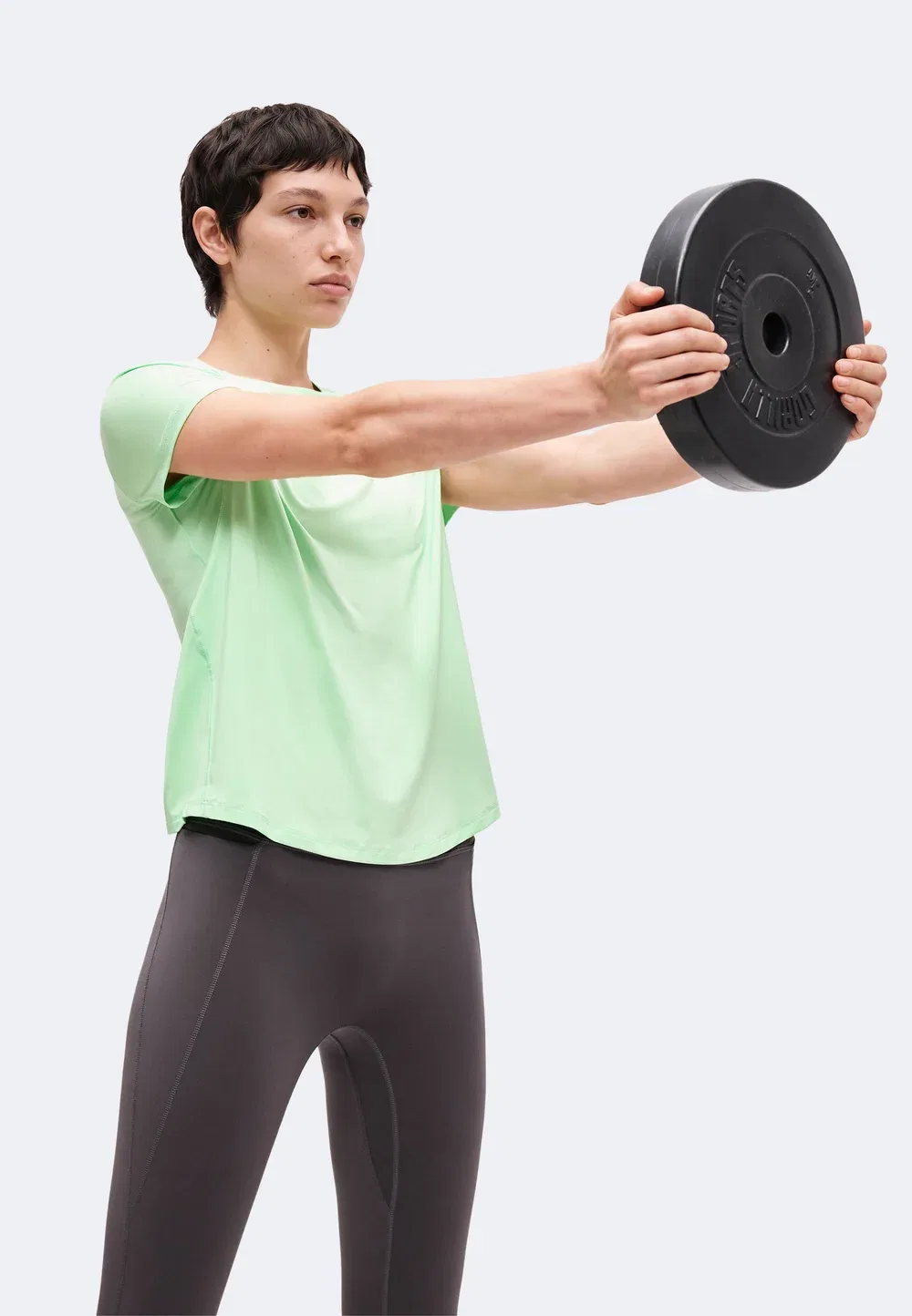 Классика - спортивная футболка Nike Performance, Cucumber Calm/White — фото 4