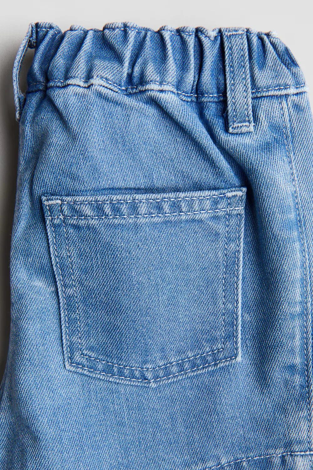 Джинсовая юбка-шорты с вышивкой H&M, Denimblau/Früchte — фото 2