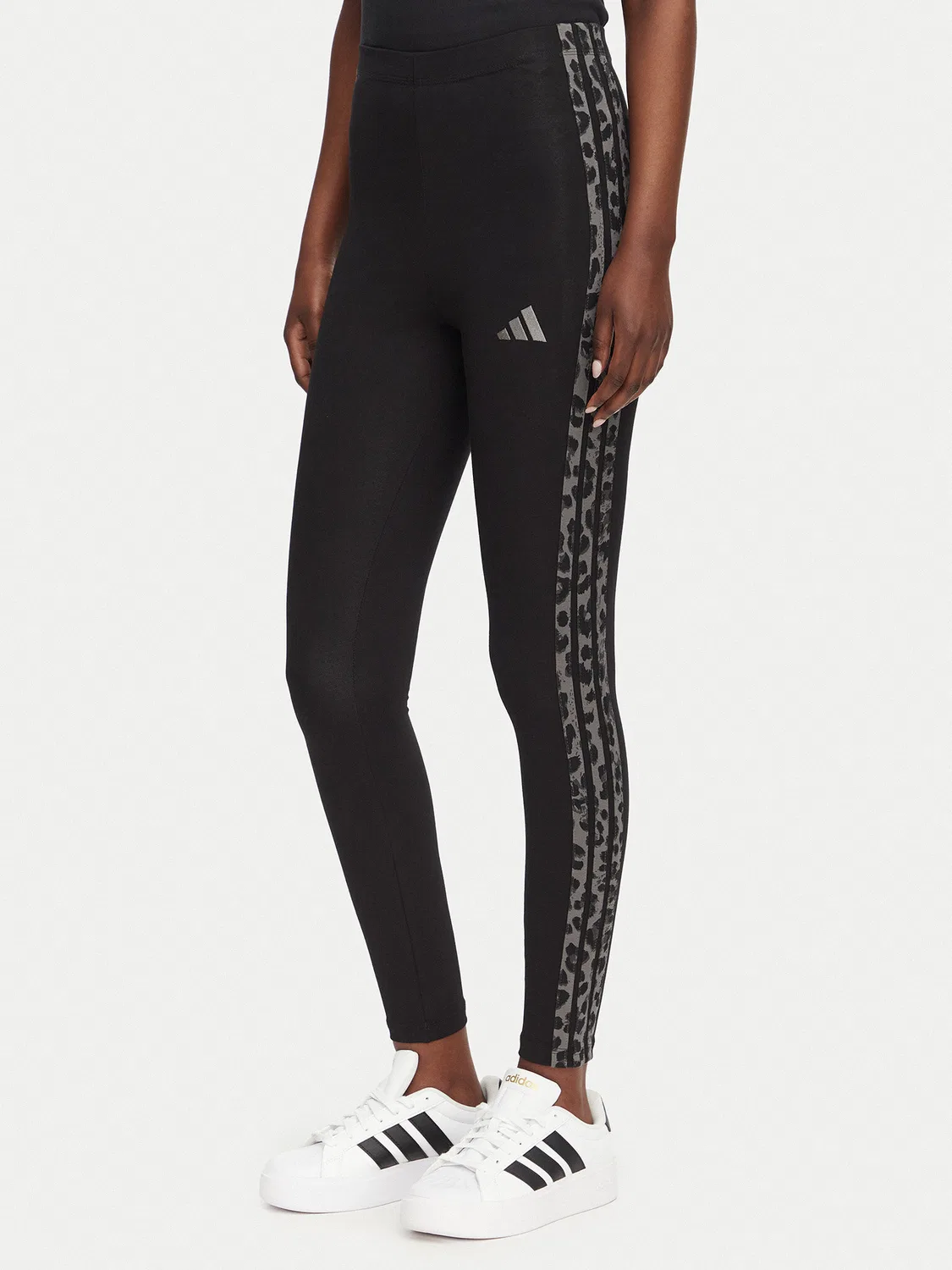 Женские леггинсы облегающего кроя Seasonal Essentials Print Adidas, черный