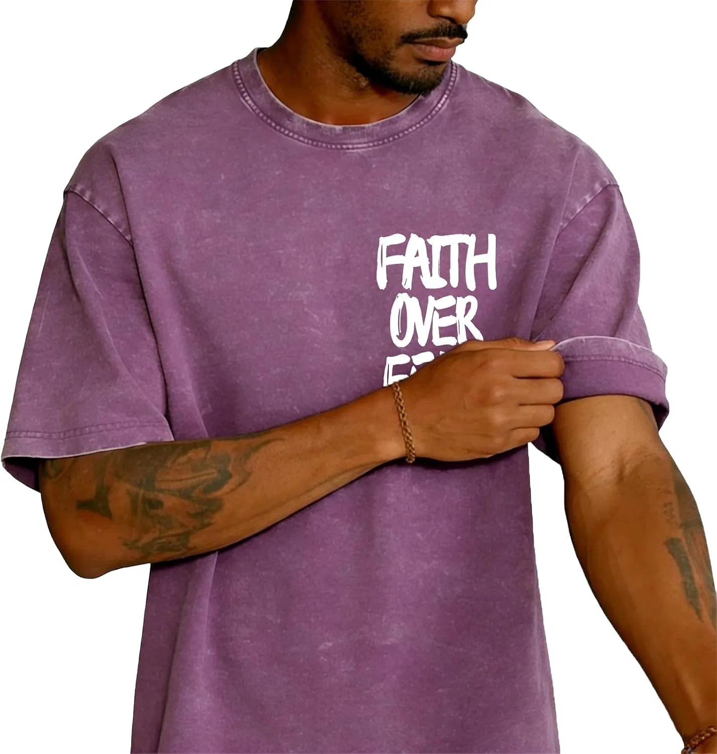 Мужская футболка с принтом Faith Over Fear, фиолетовый — фото 4
