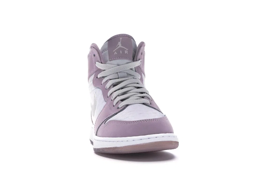 Детские кроссовки Lifestyle Jordan 1 Retro Jordan, Light Bone/Metallic Gold-Plum Fog-White — фото 2
