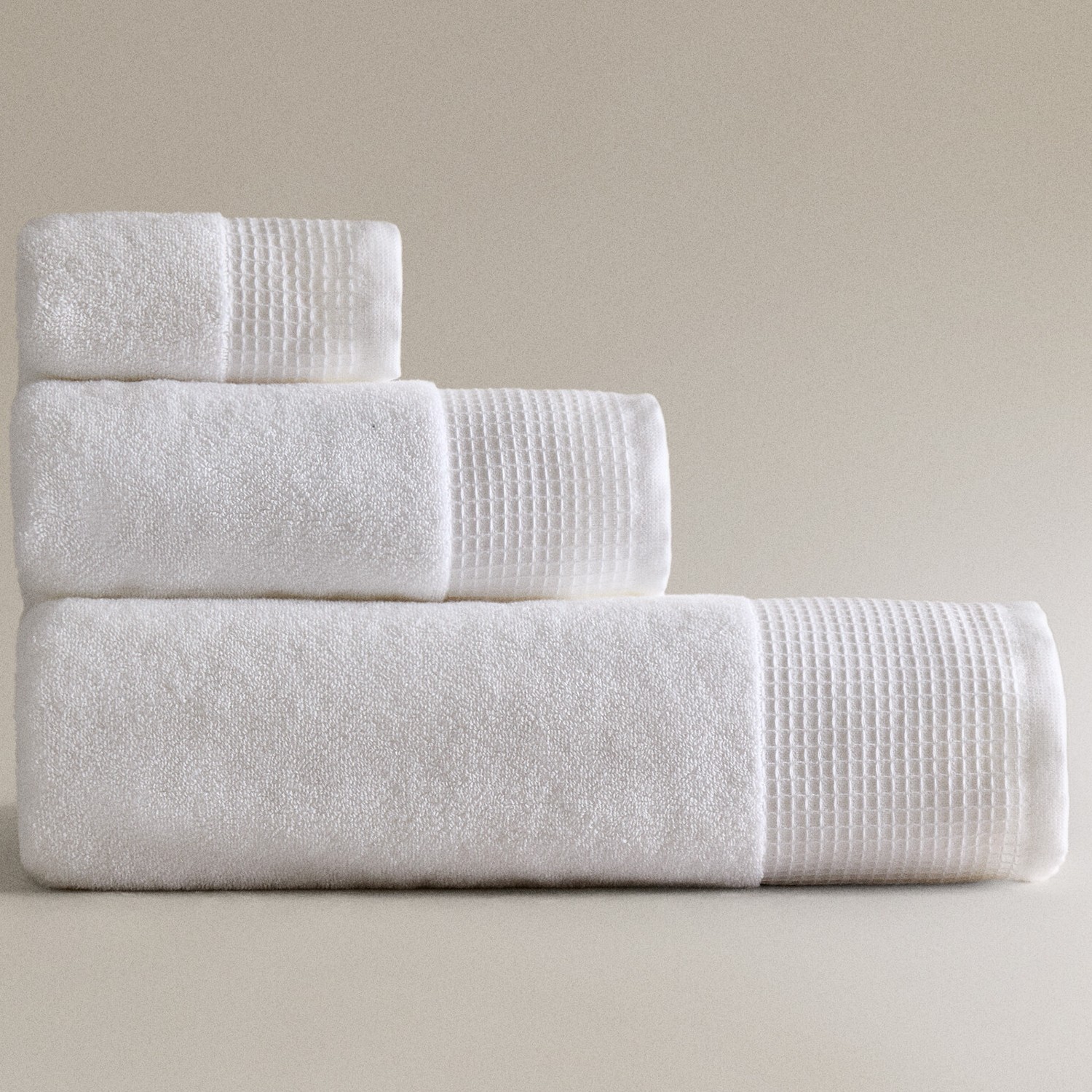 

Полотенце Zara Home Cotton Terry Waffle-Knit, белый