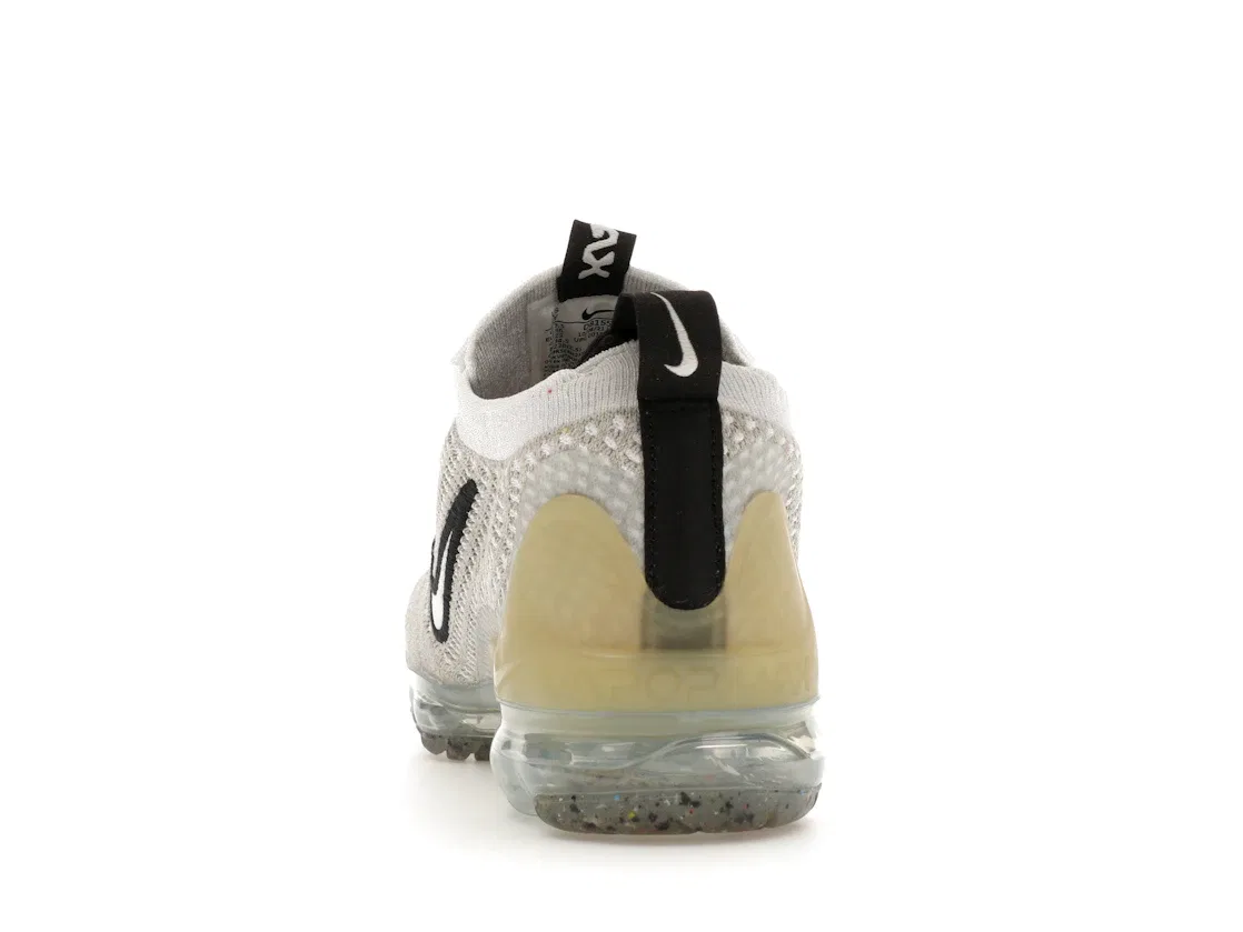 Детские кроссовки Lifestyle с Flyknit Nike Air VaporMax 2021 FK, White/Black/Metallic Silver/White — фото 4