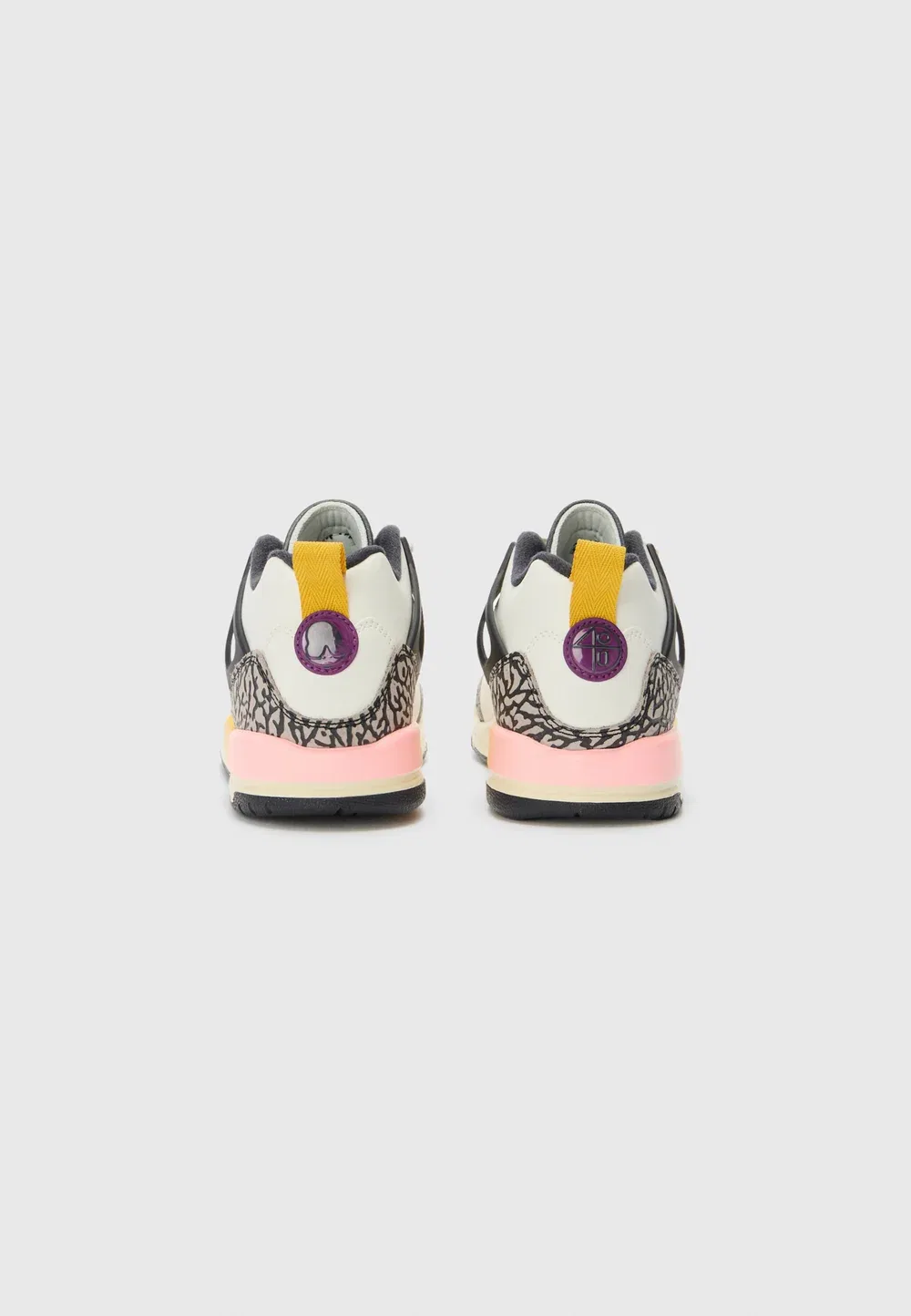 Spizike унисекс - кроссовки Jordan, Sail/Dark Sulfur/Oil Grey/Muslin/Viotech/Moon Particle — фото 3