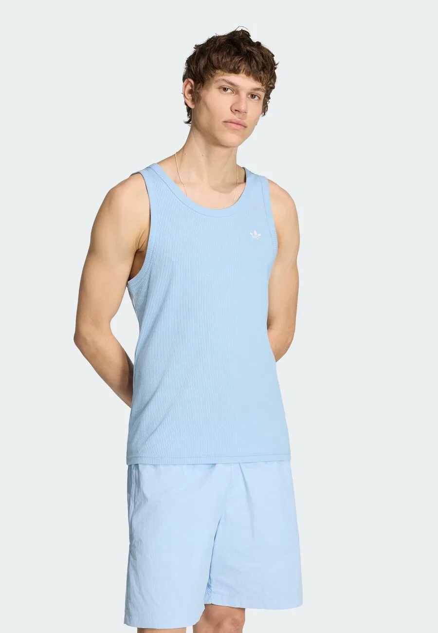 Футболка ADIDAS ORIGINALS 'Trefoil Essentials' небесно-голубого цвета — фото 2
