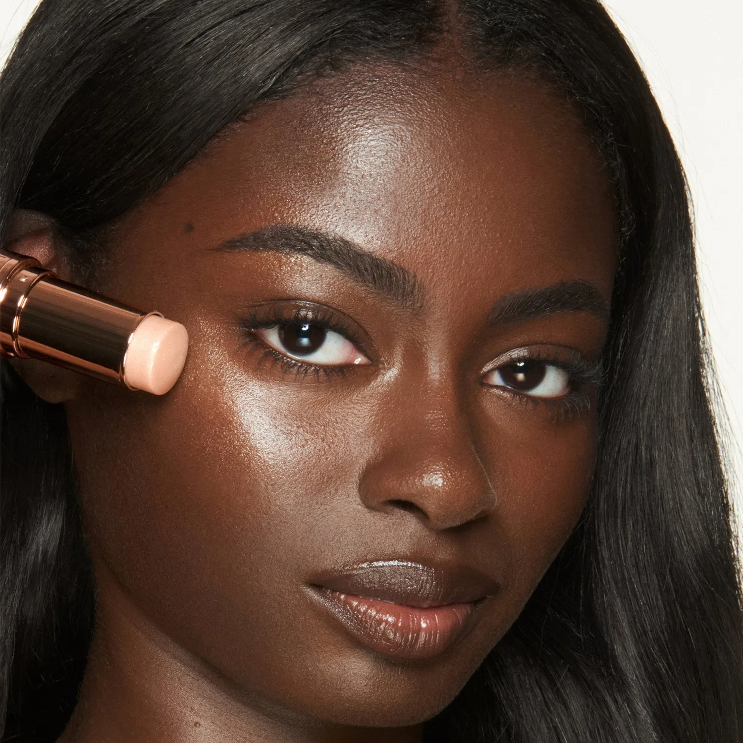 Хайлайтер Unreal Highlighter Charlotte Tilbury — фото 4